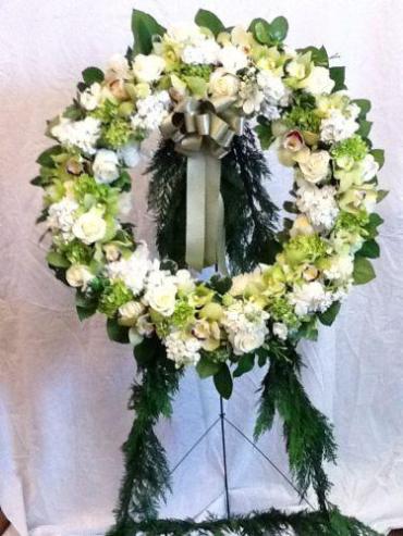 CLASSIC SYMPATHY WREATH